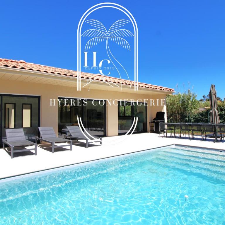Villa moderne Giens proche plage piscine climatisation Wifi By HC - Villa - 1