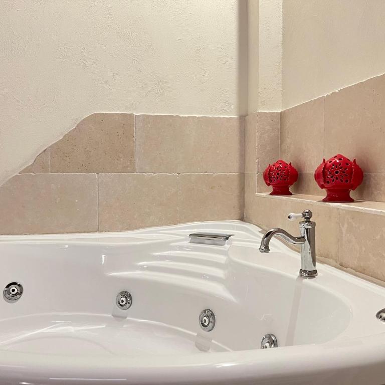 La Dimora Degli Dei - Queen Room with Spa Bath - 6