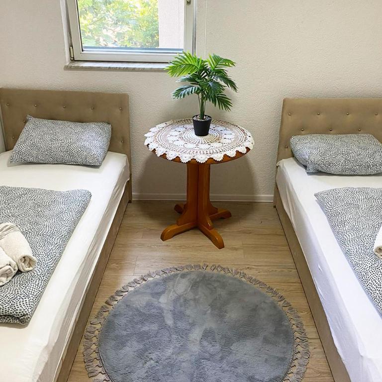 Farah Apartment - Two-Bedroom Apartment - 7