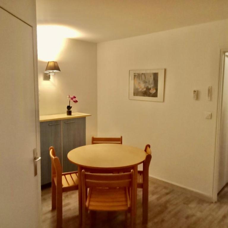 Résidence de Vacances avec piscine & Transat, à 2 minutes de la mer -Bât n7 - 2 appartements côte à côte terrasse communicante selon les disponibilités - Appartement 1 Chambre - 14