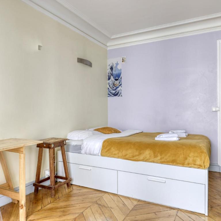 Large Duplex Flat in a Courtyard - Trendy Paris 10 - Appartement - 13