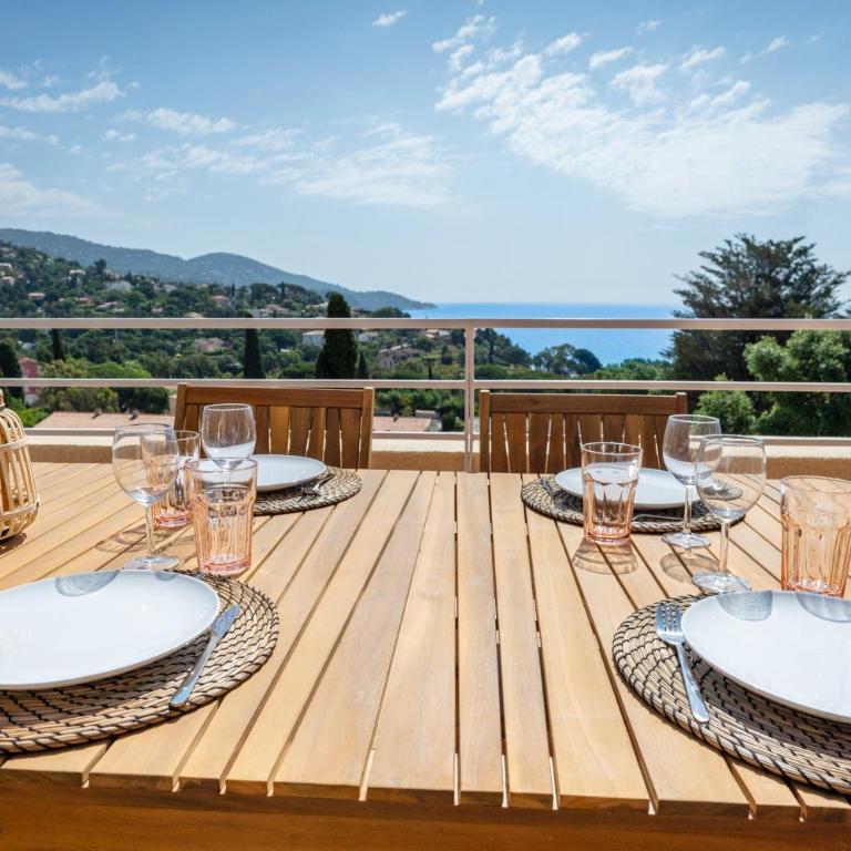 Belle VUE MER, plage à pied, terrasse, jardin - Pramousquier - Apartment mit 2 Schlafzimmern - 6