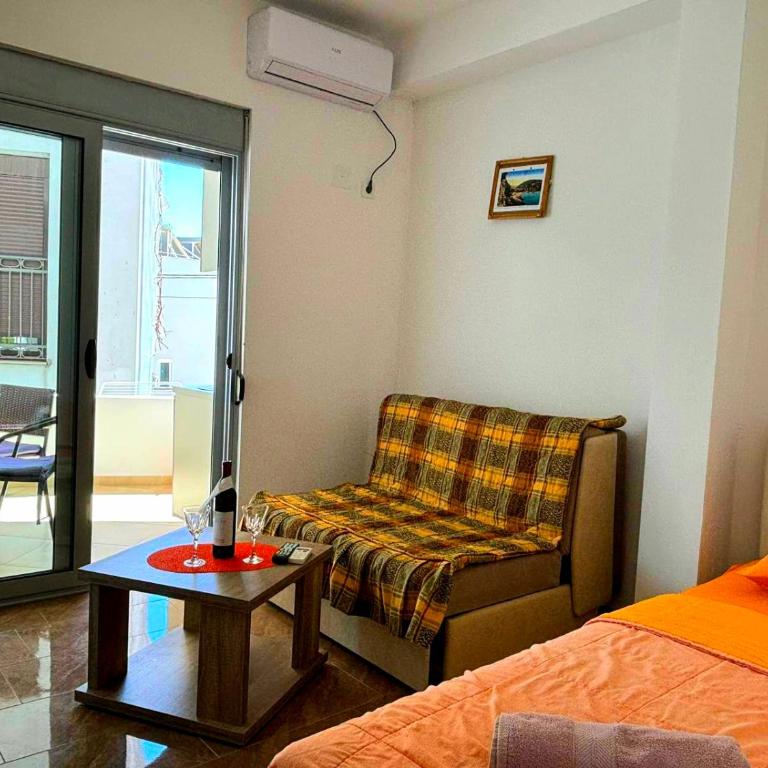 Mala Plaza Apartments - NEW - Apartment with Terrace - 8