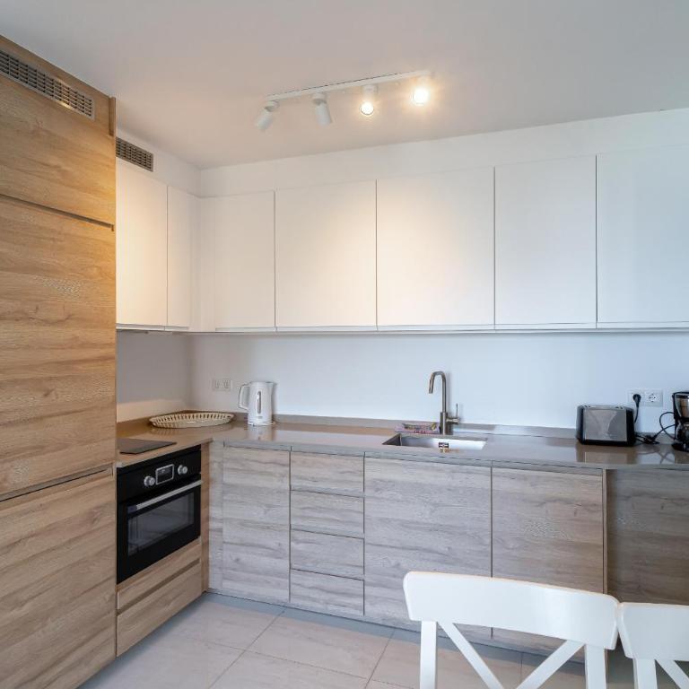 Capistrano Playa 201 by Casasol - Apartamento con vistas al mar - 10