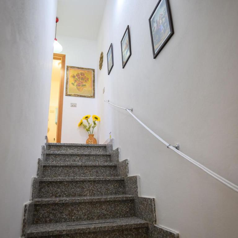 Residenza Grecale, con veranda, in zona residenziale tranquilla, a due passi dal paese - Casa con 2 Camere da Letto - 35