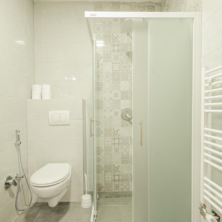 Chikma Rooms - Dvokrevetna Soba sa Bračnim Krevetom - 3
