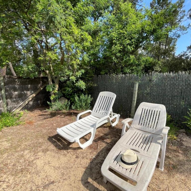 Maison de vacances avec piscine, terrasse et coin détente en forêt, proche plage! - FR-1-323-486 - Maison de Vacances - 20