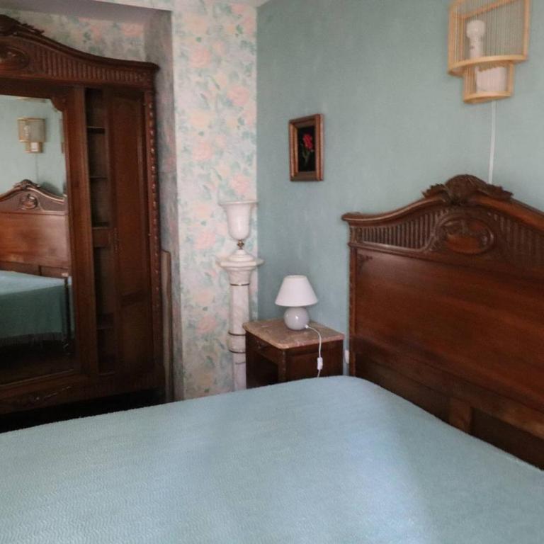 Appartement T2 à Royan - Plage de Pontaillac - 2 adultes/2 enfants, terrasses, parking, proche commerces - FR-1-738-32 - Apartment - 5