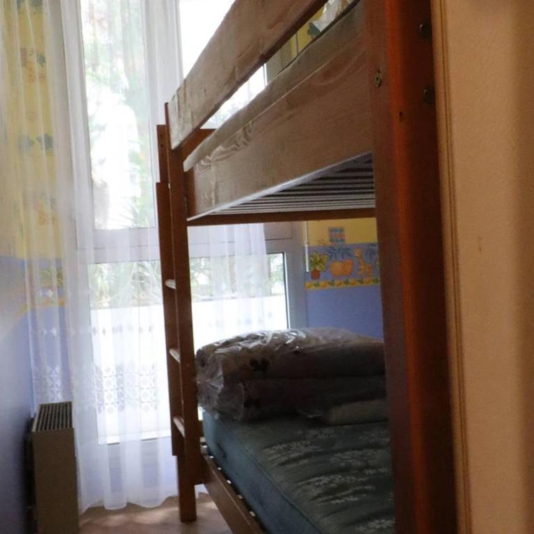 Appartement T2 à Royan - Plage de Pontaillac - 2 adultes/2 enfants, terrasses, parking, proche commerces - FR-1-738-32 - Apartment - 10