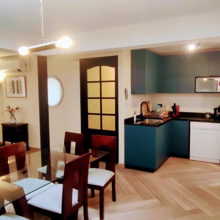 Casa para 6, al lado del metro, con Jacuzzi opcional - Three-Bedroom House - 5