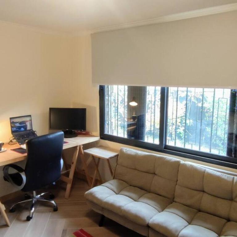 Casa para 6, al lado del metro, con Jacuzzi opcional - Three-Bedroom House - 19
