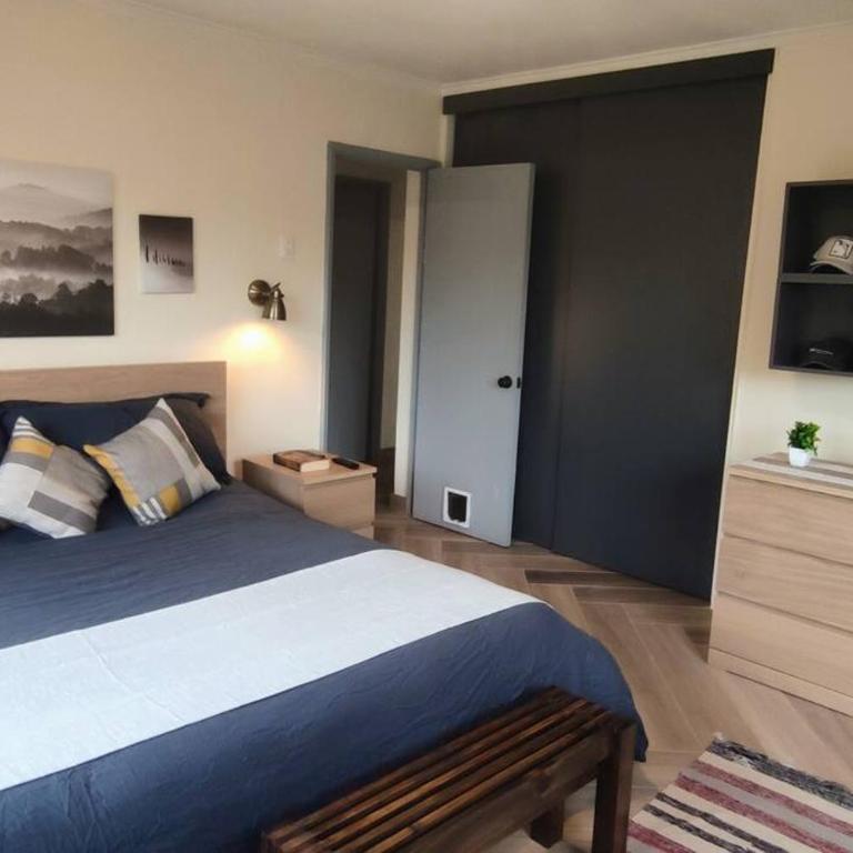 Casa para 6, al lado del metro, con Jacuzzi opcional - Three-Bedroom House - 23