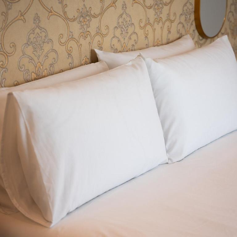 The Orange House Boutique Hotel and Upstairs Rooftop Bar Center of La Cala de Mijas 100m from the Beach - Habitación Doble - 6