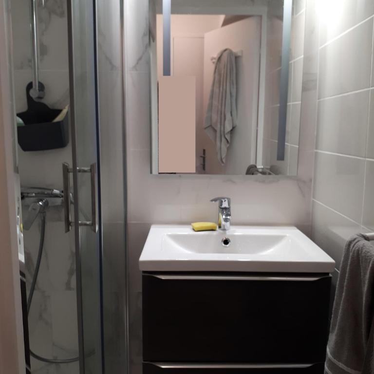 Duplex, vue panoramique sur la Méditerranée, piscine, garage - Appartamento con Vista Mare - 27