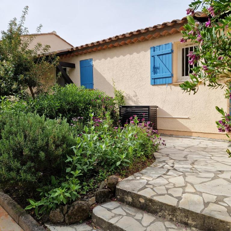 Duplex, vue panoramique sur la Méditerranée, piscine, garage - Appartamento con Vista Mare - 33