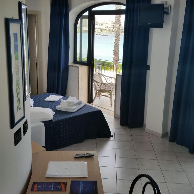 Hotel Profumo Di Mare - Camera Matrimoniale Deluxe con Balcone e Vista Mare - 3