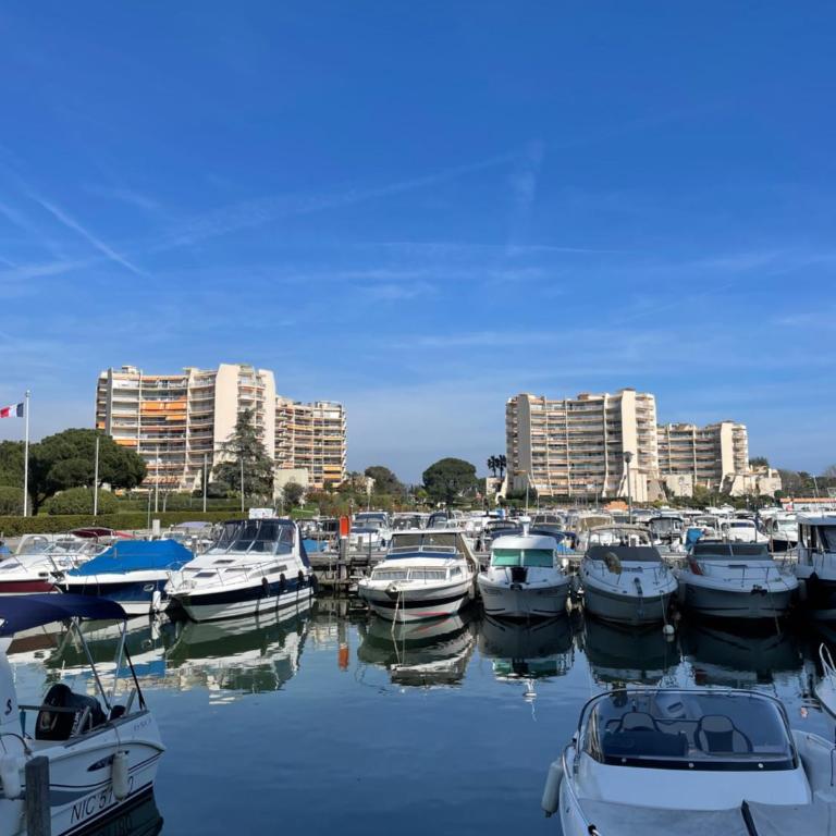 Appartement JEAN BART , avec parking privé, meublé tourisme classé 3 étoiles - Appartement 1 Chambre avec Terrasse - 4