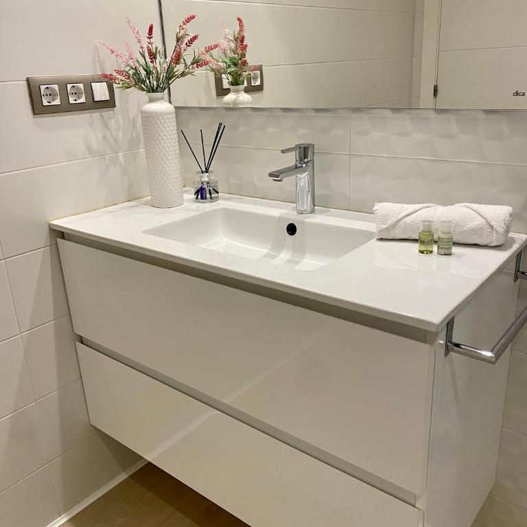 Apartamento Moderno Centro Bilbao - Apartamento de 3 dormitorios - 4