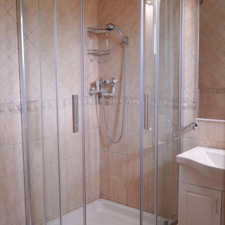 Vila Zeleno borje - Three-Bedroom Villa - 21