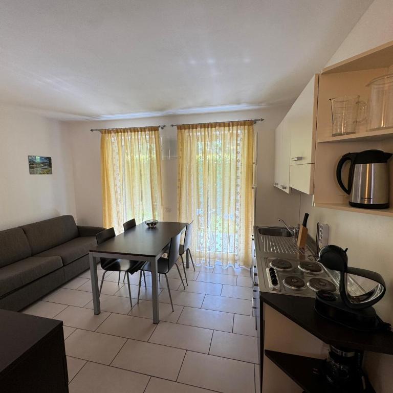 Casa Piccola Family Apartments - Appartamento con 2 Camere da Letto e Vista Giardino - 15