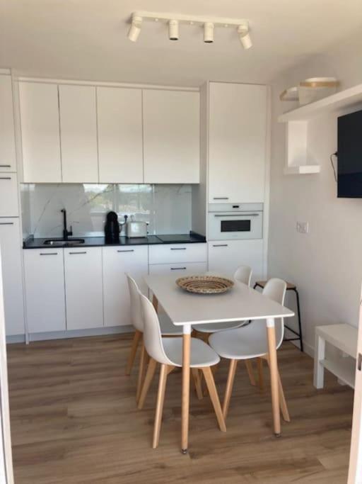 Mas Pinell Piscina - Two-Bedroom Apartment - 7