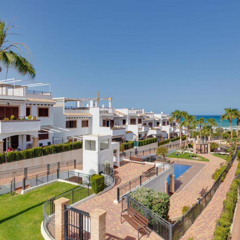 Azul Beach - Three-Bedroom Apartment - 17