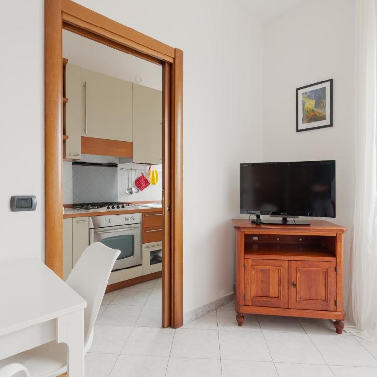 GuestHost - Piazzale Brescia- Cosy Apt with Balcony - Appartamento con 1 Camera da Letto - 4