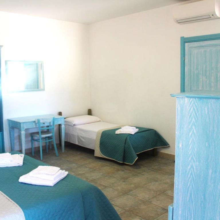 Vel Marì - Rooms on the Beach - Camera Quadrupla con Vista Mare - 3