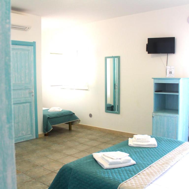 Vel Marì - Rooms on the Beach - Camera Quadrupla con Vista Mare - 4