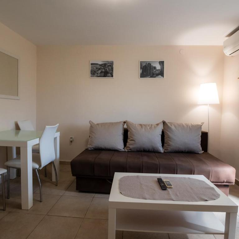 Apartmani Bijelic HN - Apartment with Garden View - 6