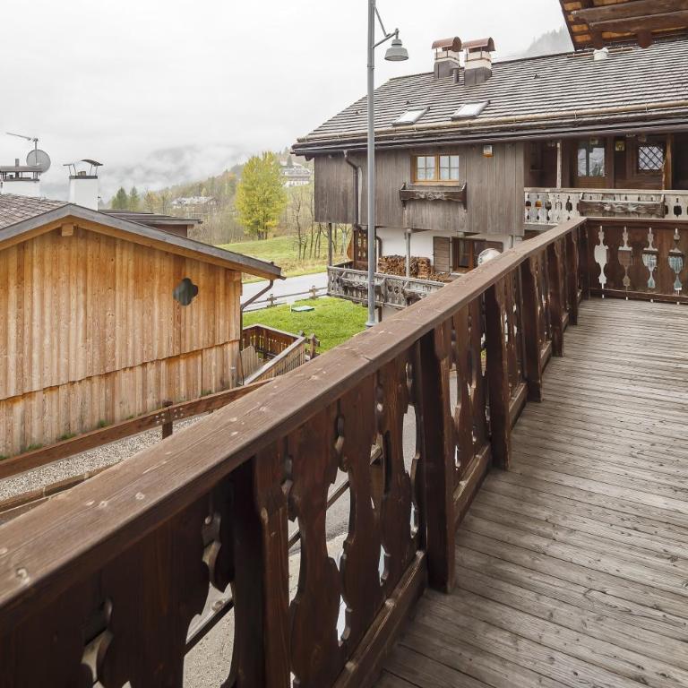 Villa Lacedel - Gruppo Stay - Appartamento con 2 Camere da Letto (4 Adulti) - 1