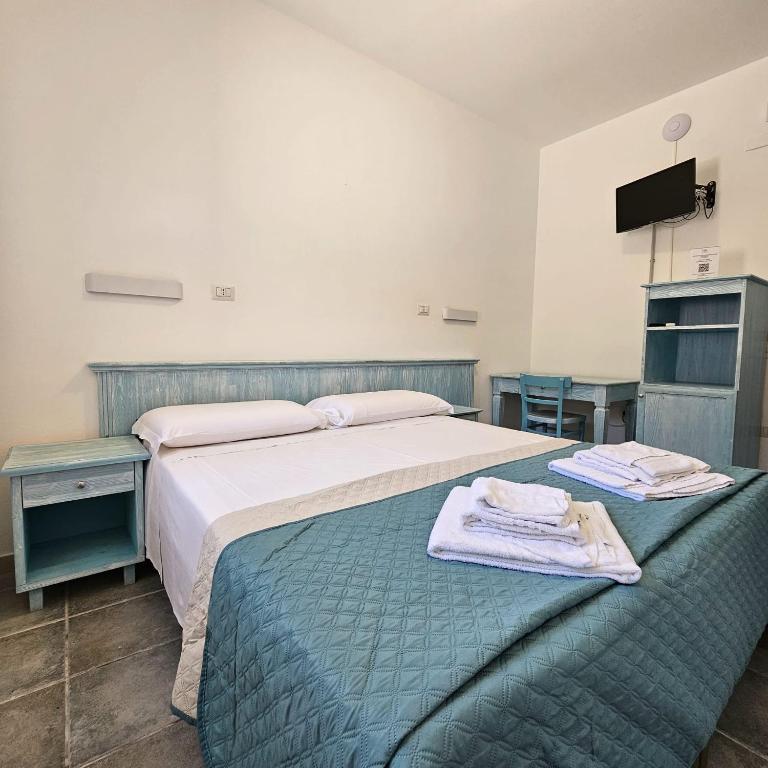 Vel Marì - Rooms on the Beach - Camera Economy Matrimoniale/Doppia con Letti Singoli - 4