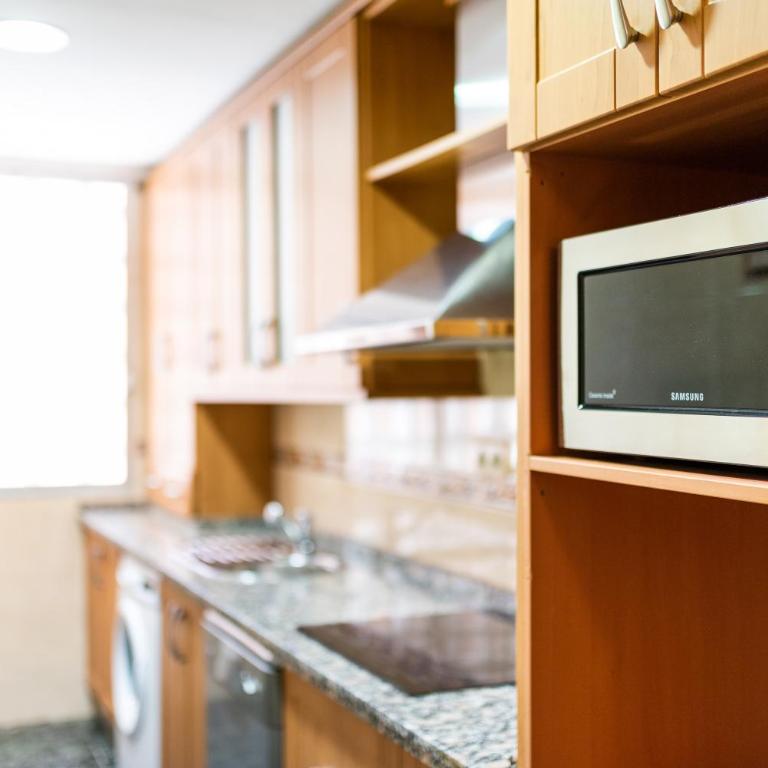 Apartamento Turismo Granada - Three-Bedroom Apartment - 14