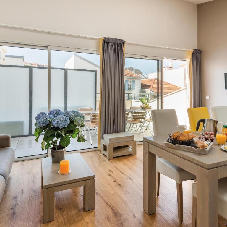 Les Patios D'eugenie - Appartement 1 Chambre avec Balcon - 2