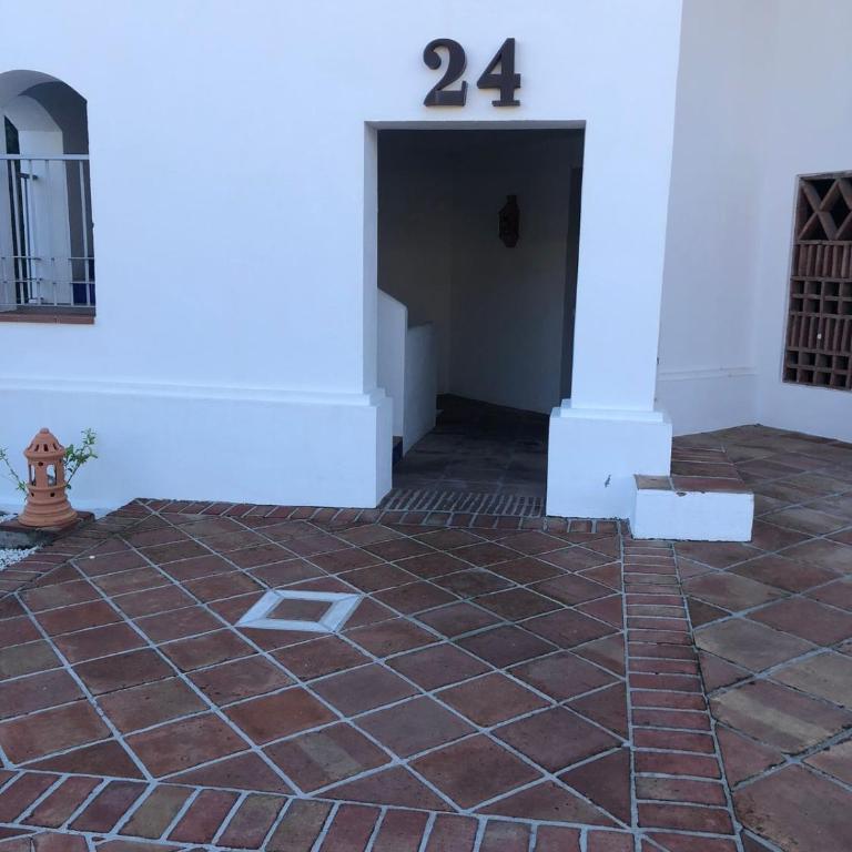 Superior 3BR GolfLA Apartment Minutes from Puerto Banus & Marbella - Apartamento de 3 dormitorios - 15