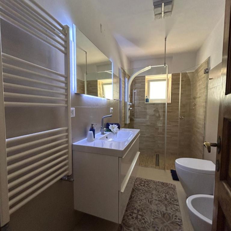 Private Villa Sea VIEW CON TERRAZZA E GIARDINO - Appartamento con 3 Camere da Letto - 17