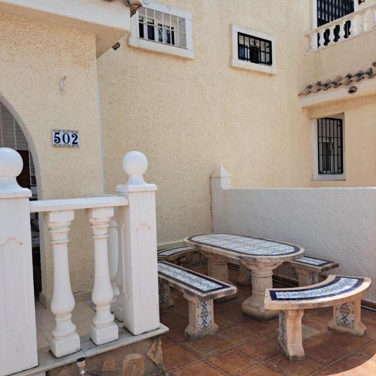 PepeCasa - Two-Bedroom House - 3