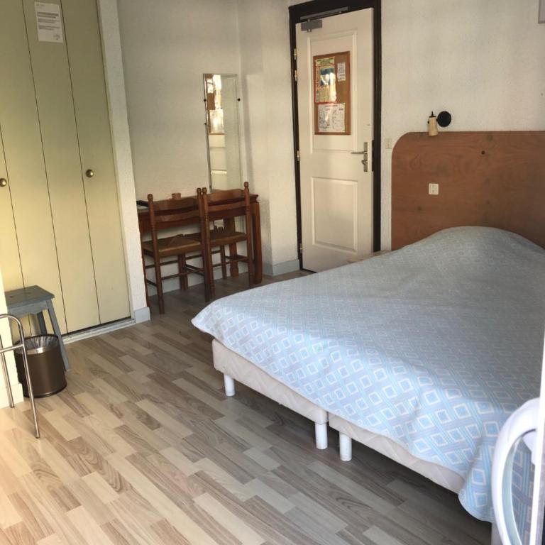 Le Preconil - Chambre Triple avec Balcon - 7