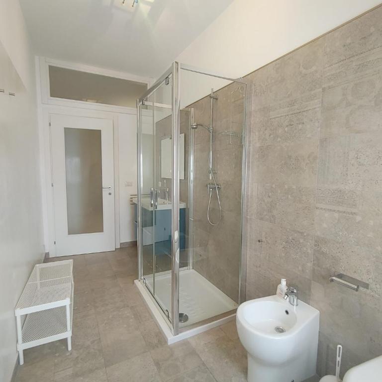 Casa Linda - Camera Matrimoniale con Bagno Privato - 1