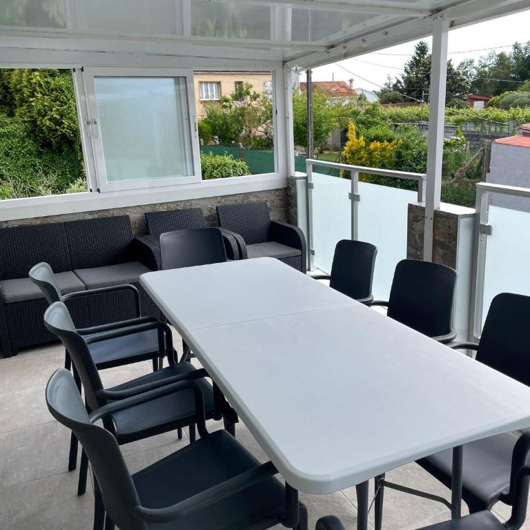 Casa Yanira - Four-Bedroom House - 16