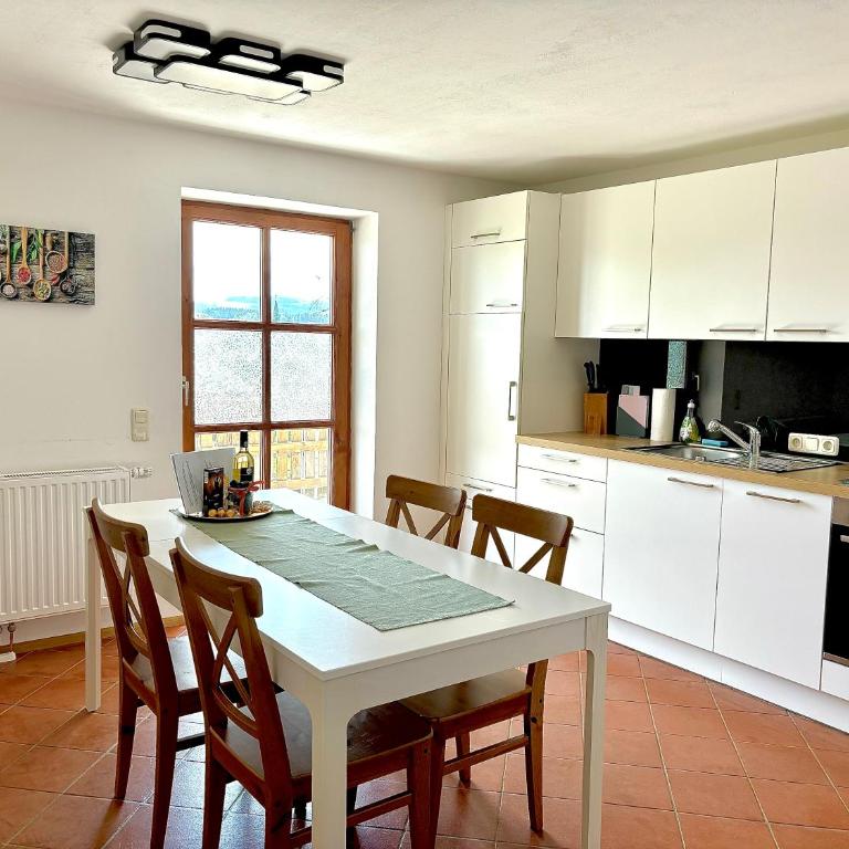 Gästhaus "Seeblick" - Apartment mit Terrasse - 13