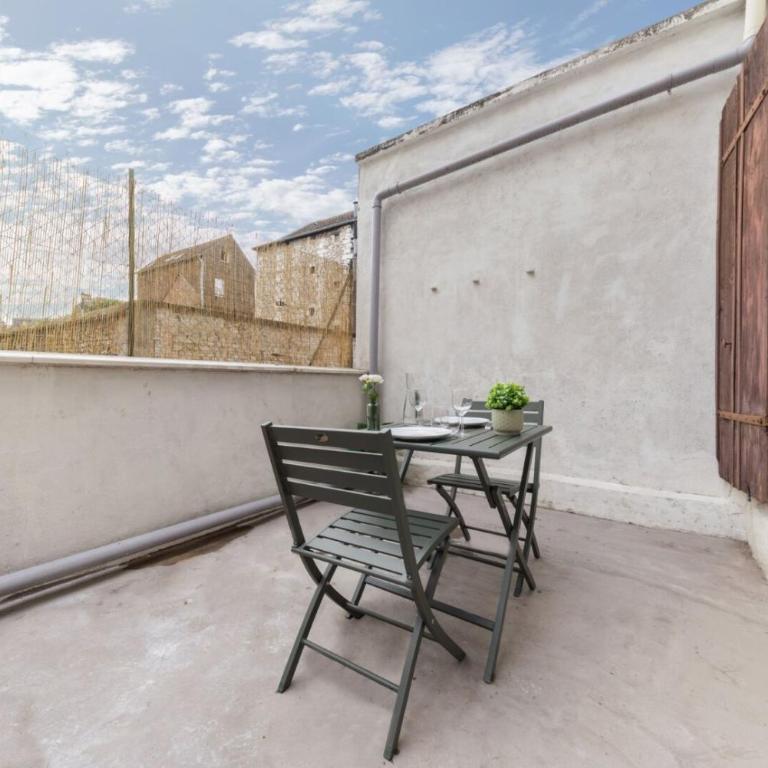 L'escale normande - Terrasse - Gare - Studio Lit Queen-Size - 7