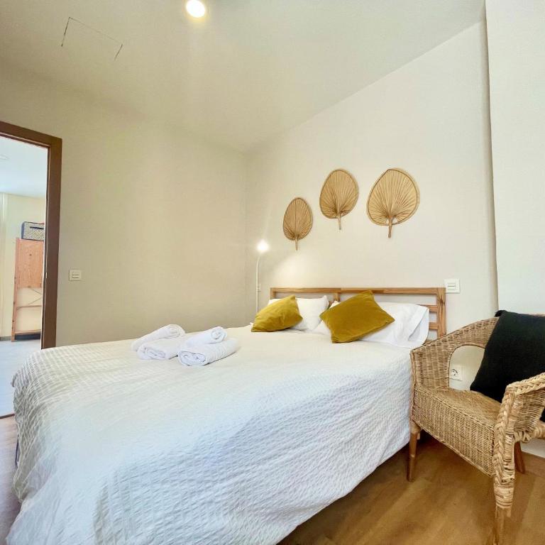 Sunny Terrace Apartment - Two-Bedroom Apartment - 18