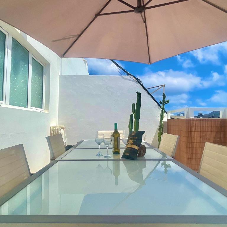 Sunny Terrace Apartment - Two-Bedroom Apartment - 34