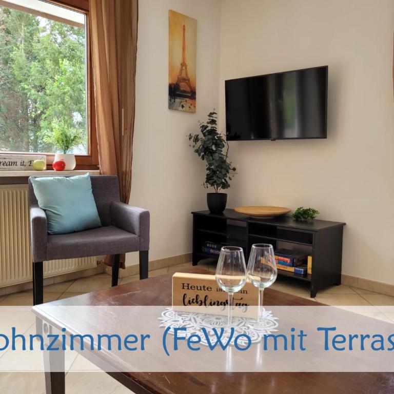 Idyllisches Ferienhaus mit Ausblick - Apartment with Terrace - 3