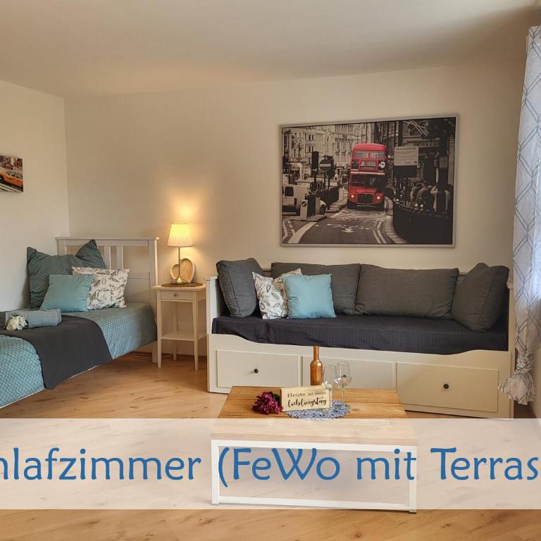Idyllisches Ferienhaus mit Ausblick - Apartment with Terrace - 1