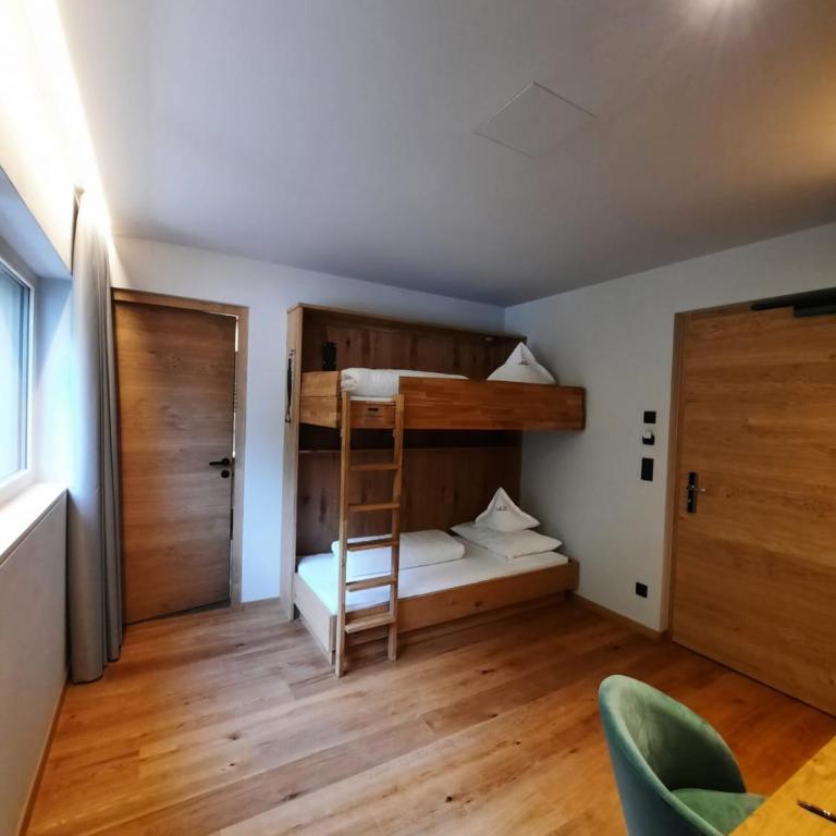 Garni Marianne - Habitación Familiar Deluxe - 18