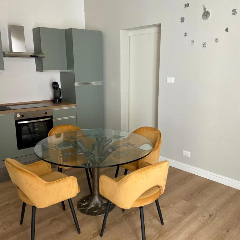 Raisi Suites & Apartment - One-Bedroom Deluxe Apartment - 3