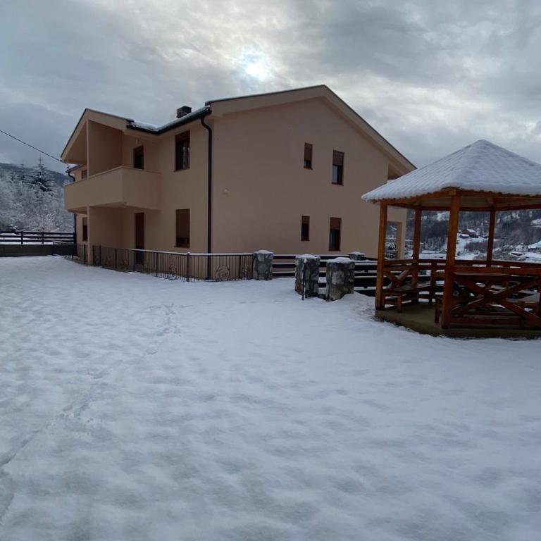 Silver Pine Apartments Kolasin - Apartman sa 2 Spavaće Sobe - 2