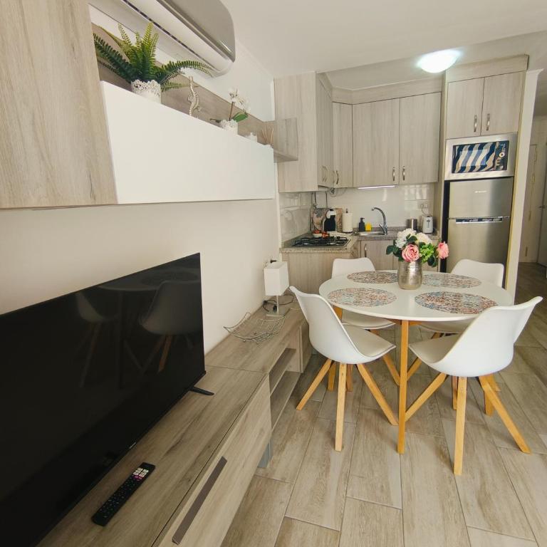 Apartamento Margarita con piscina en Playa Honda, Playa las Américas - Apartamento de 1 dormitorio - 6